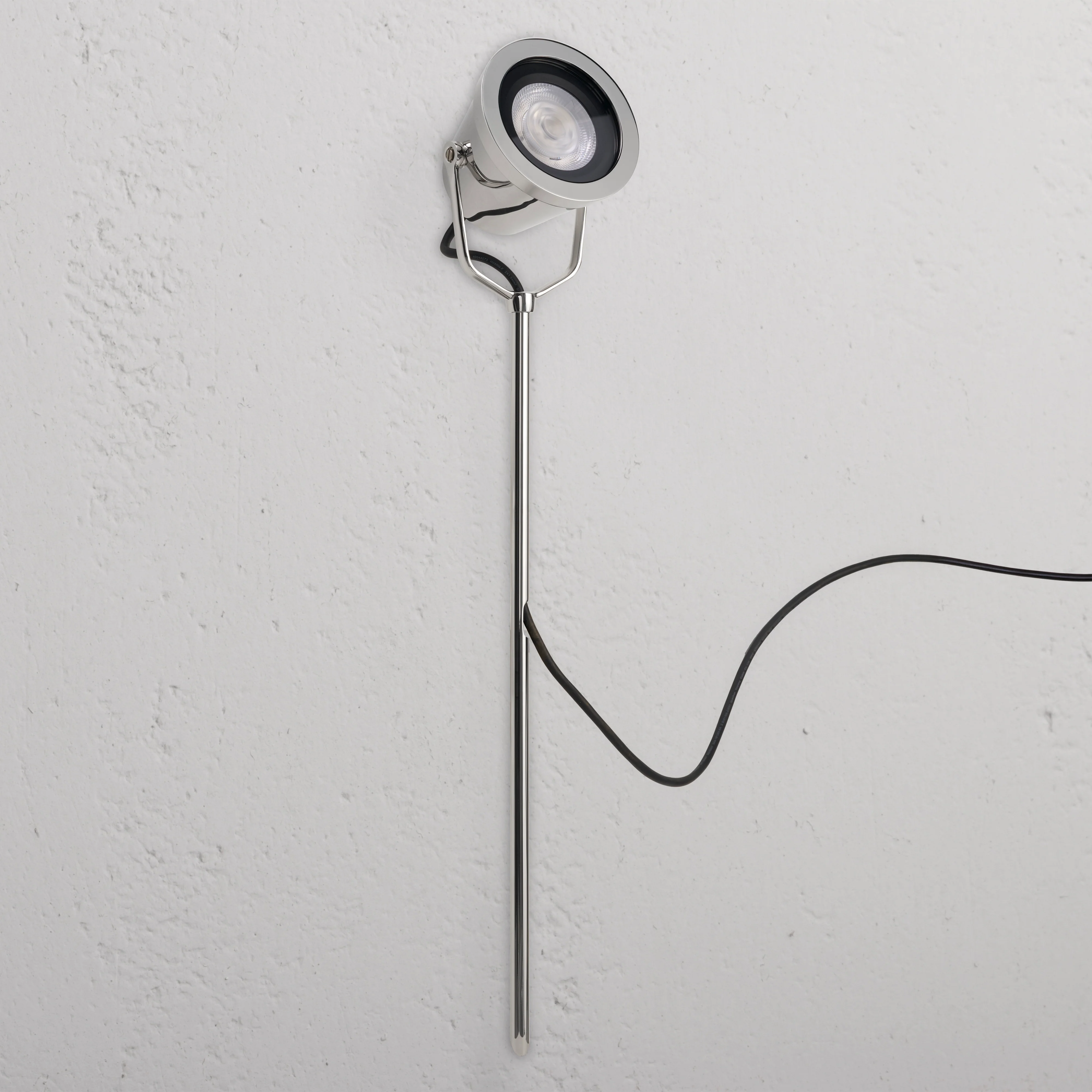 Cambridge Yard Floodlight - Polished Nickel