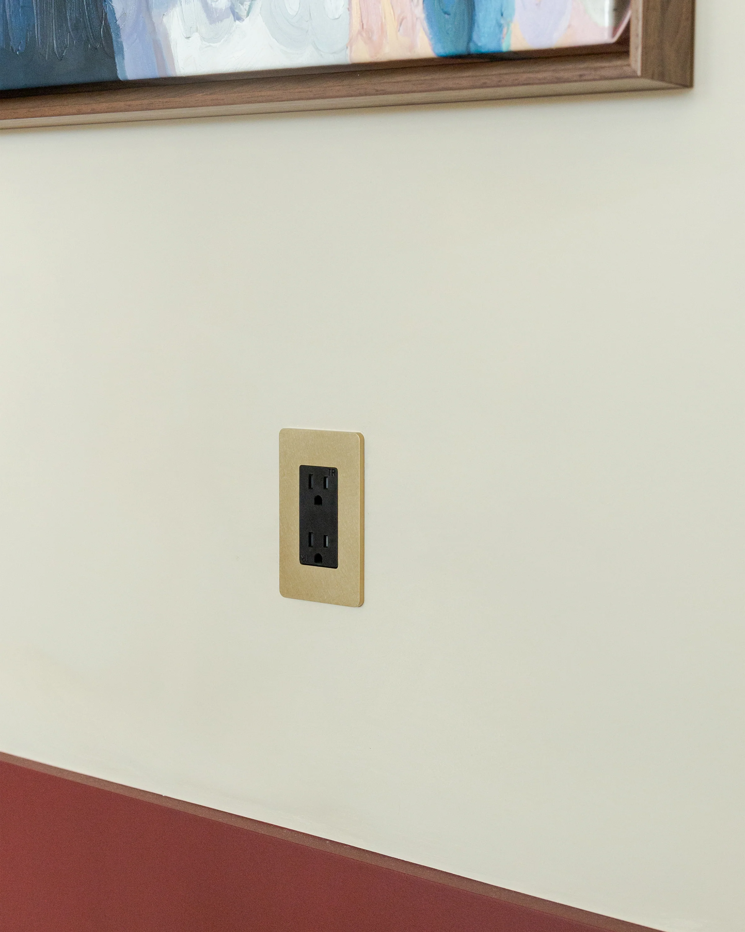 Grove 1G 15A Outlet - Antique Brass Black - Image 2