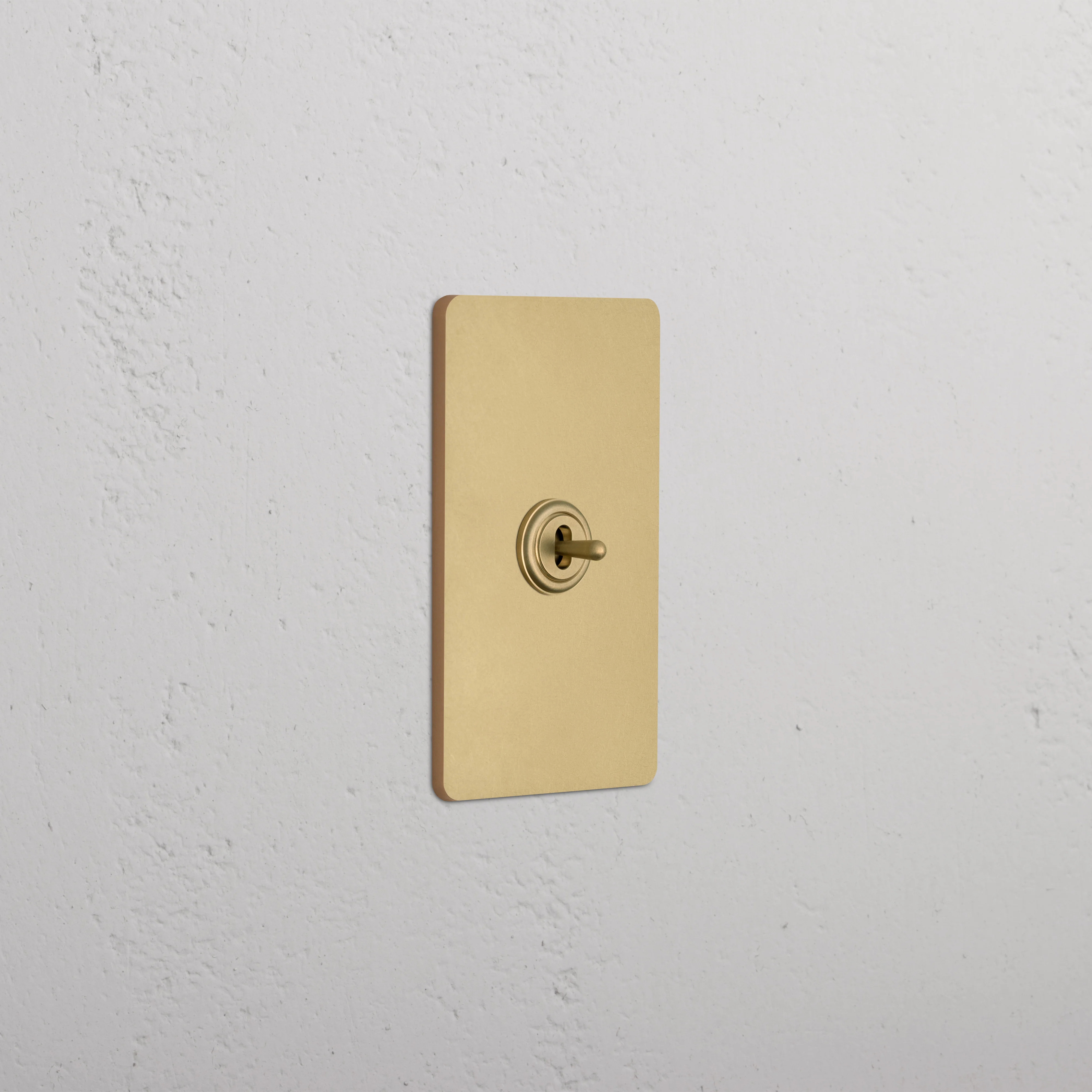 Grove 1G Center Retractive Toggle Switch - Antique Brass
