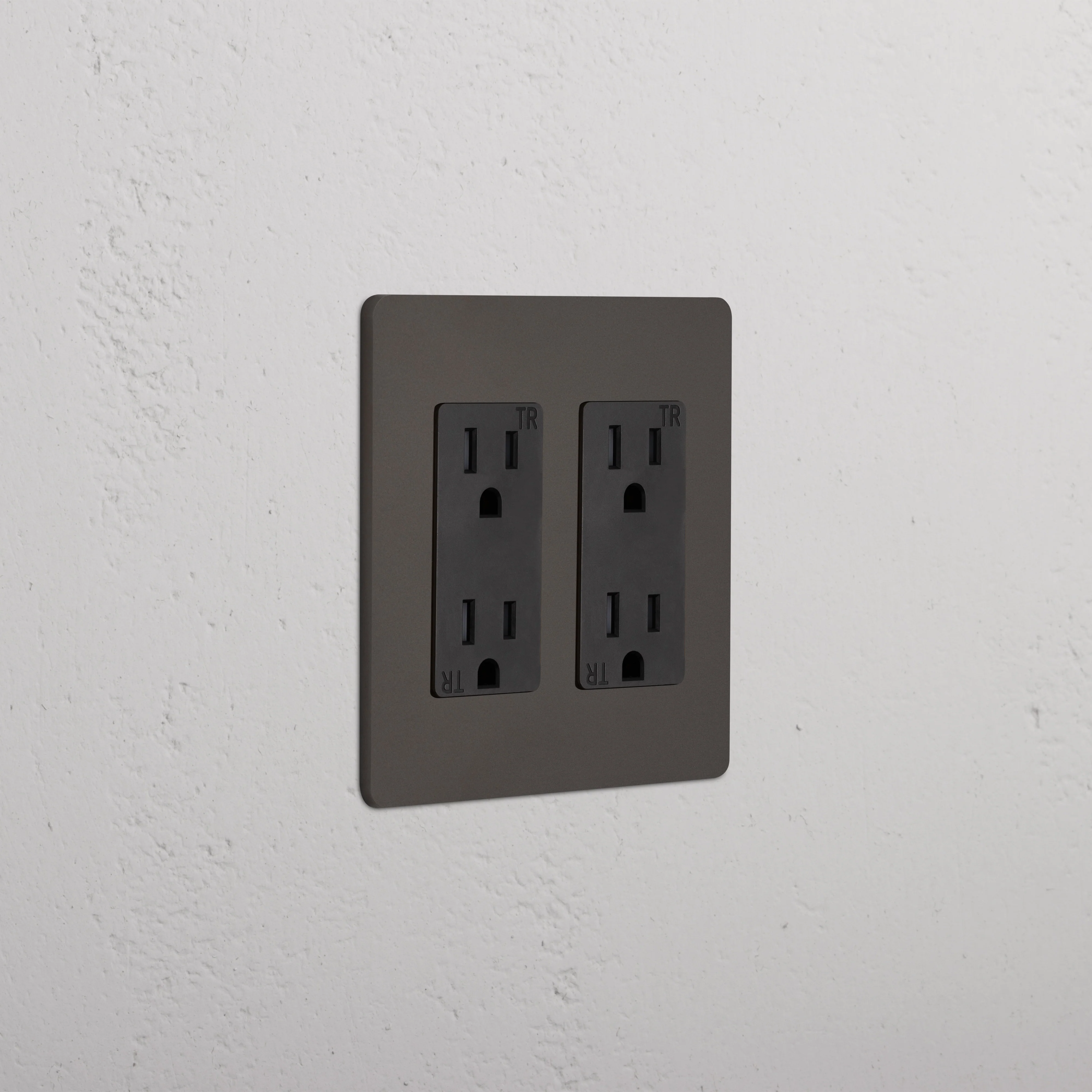 Grove 2G Outlet - Bronze Black