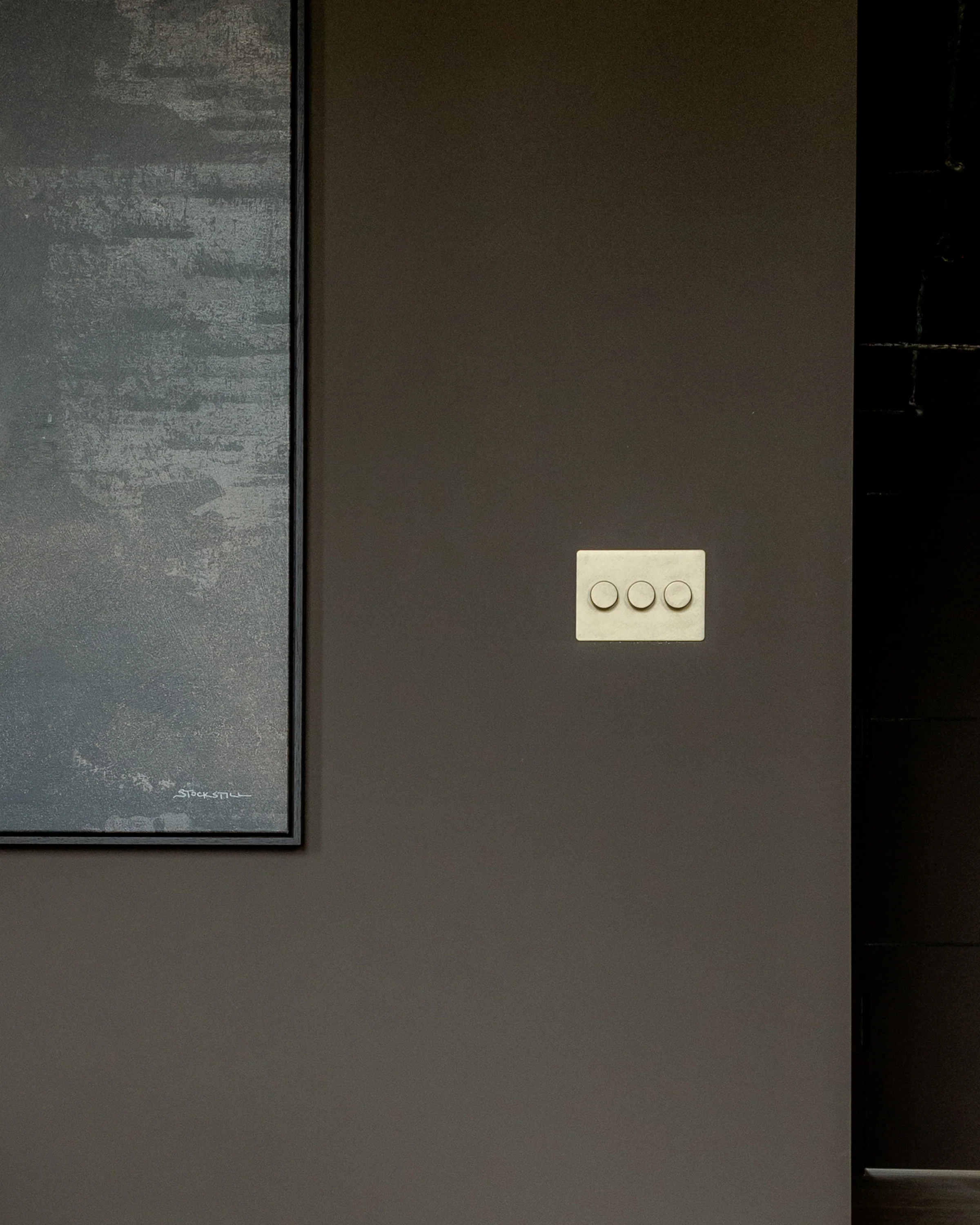 Grove 3G Dimmer Switch - Antique Brass - Image 4