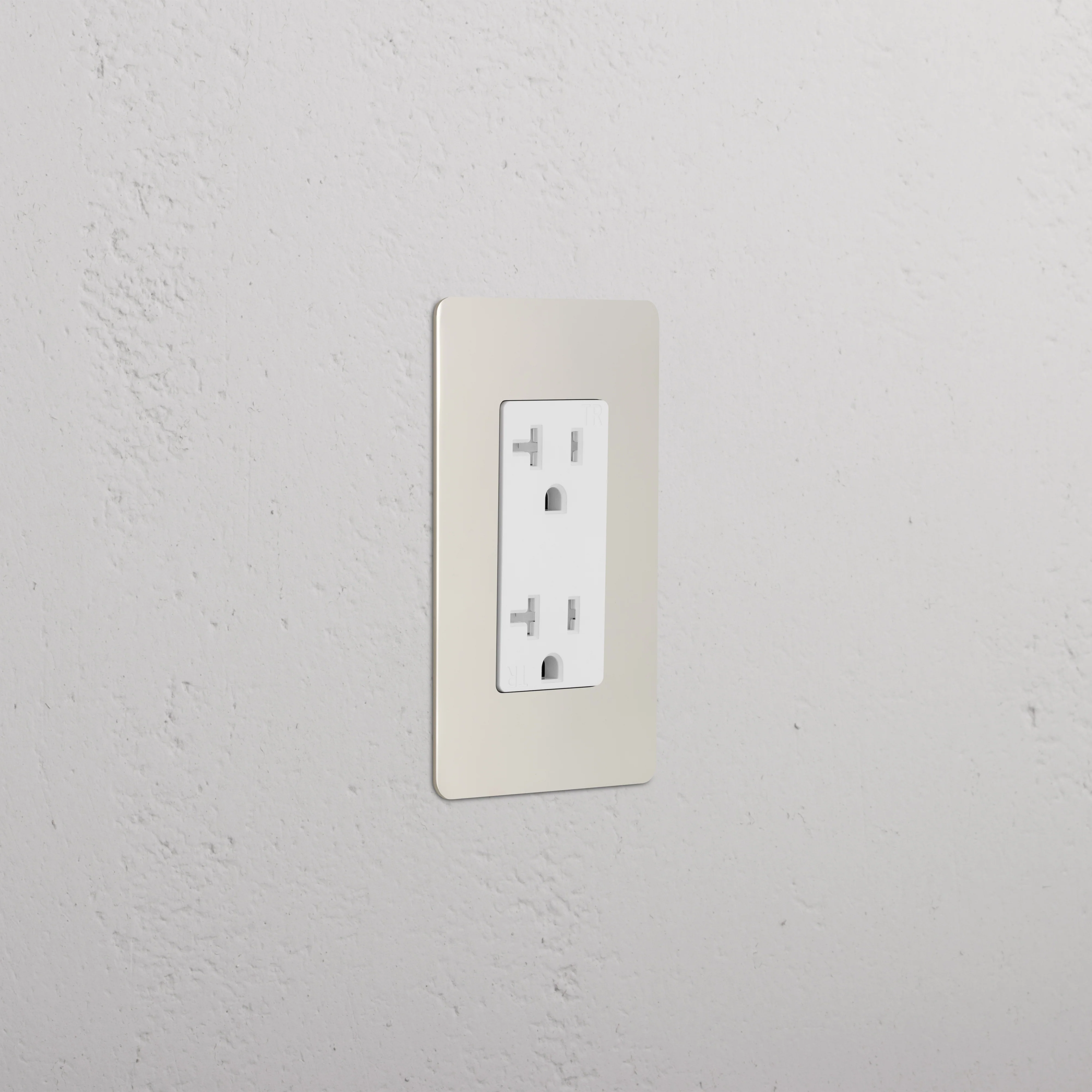 Kew 1G 20A Outlet - Polished Nickel White
