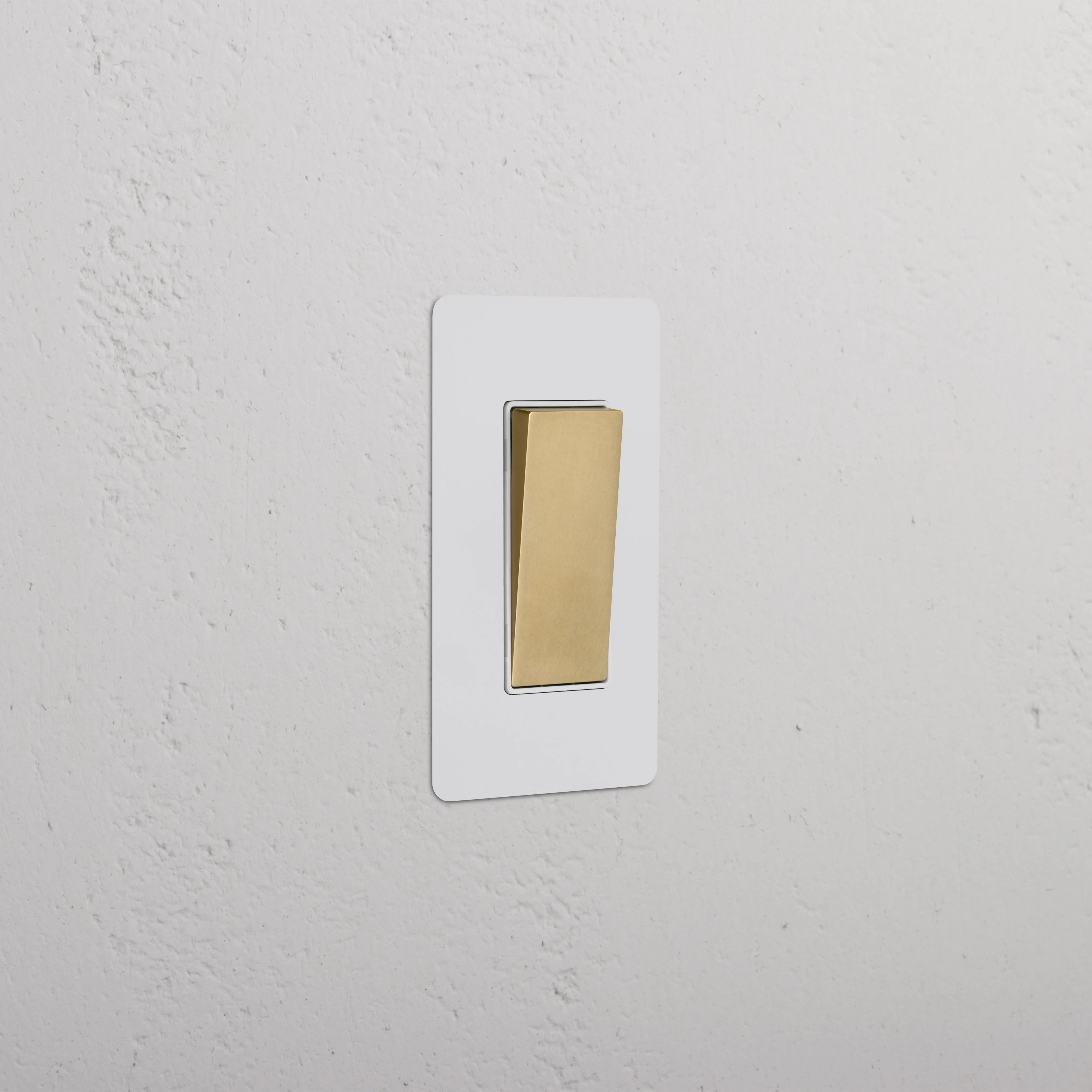 Kew 1G Retractive Rocker Switch - Paintable Antique Brass White