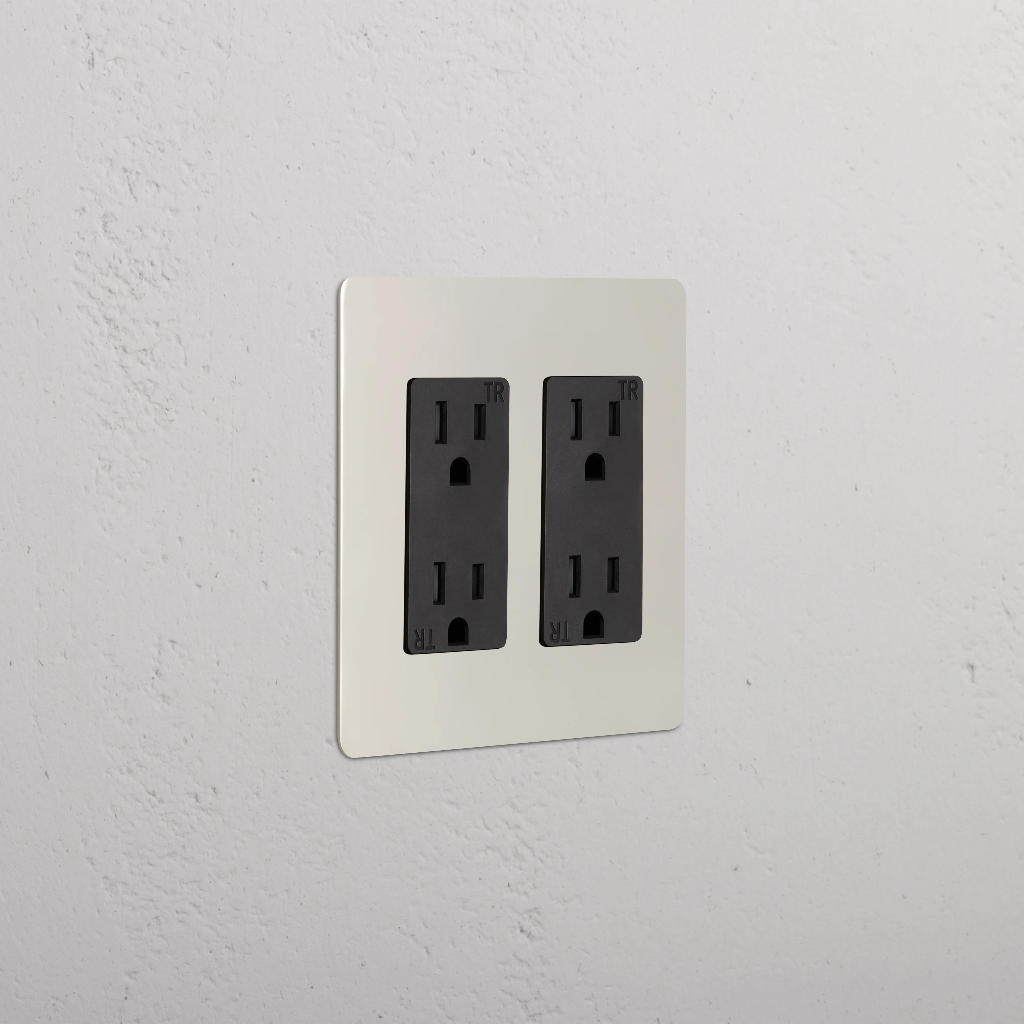 Kew 2G Outlet - Polished Nickel Black