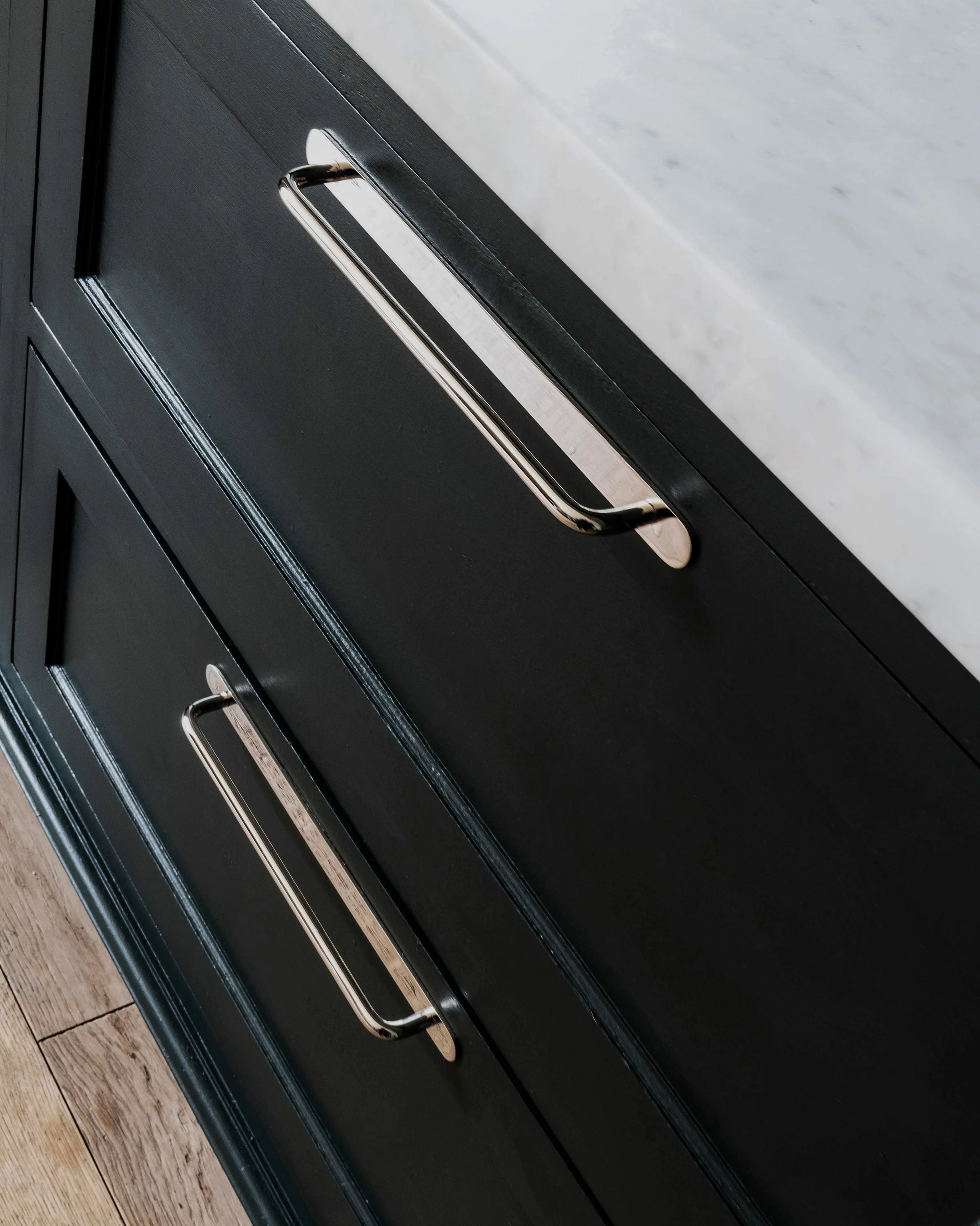 Kilburn Cabinet Handle Medium - Polished Nickel - Image 3