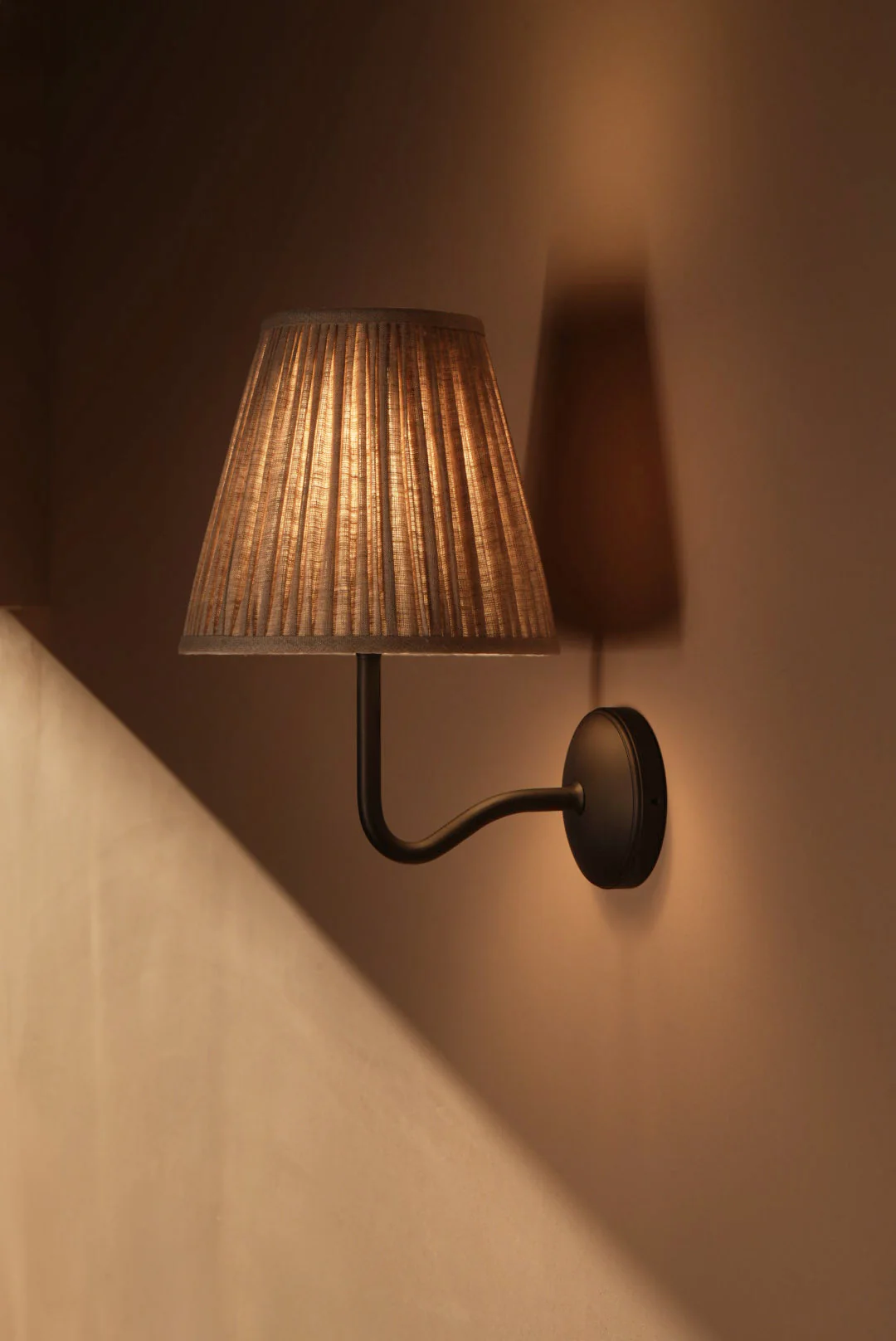 Malvern Large Wall Light Natural Beige - Bronze - Image 3