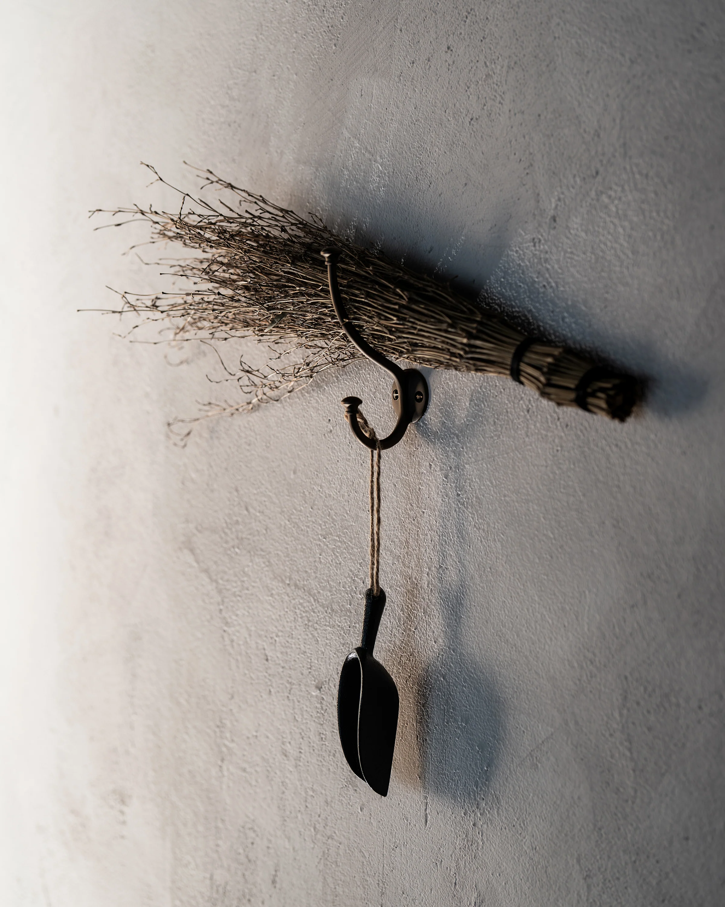 Mews Hook - Bronze - Image 4