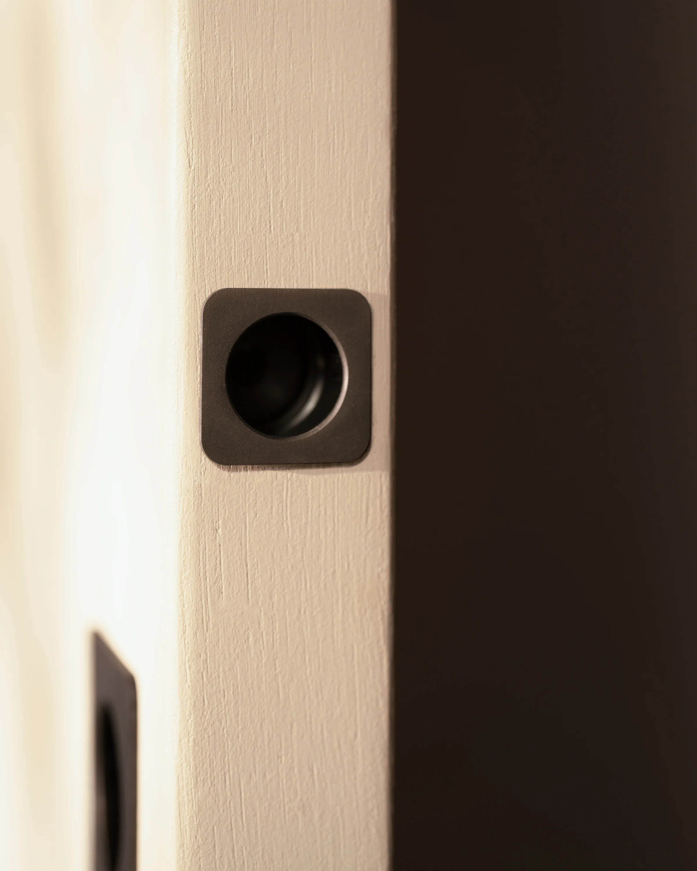Regent Recessed Edge Pull - Bronze - Image 3